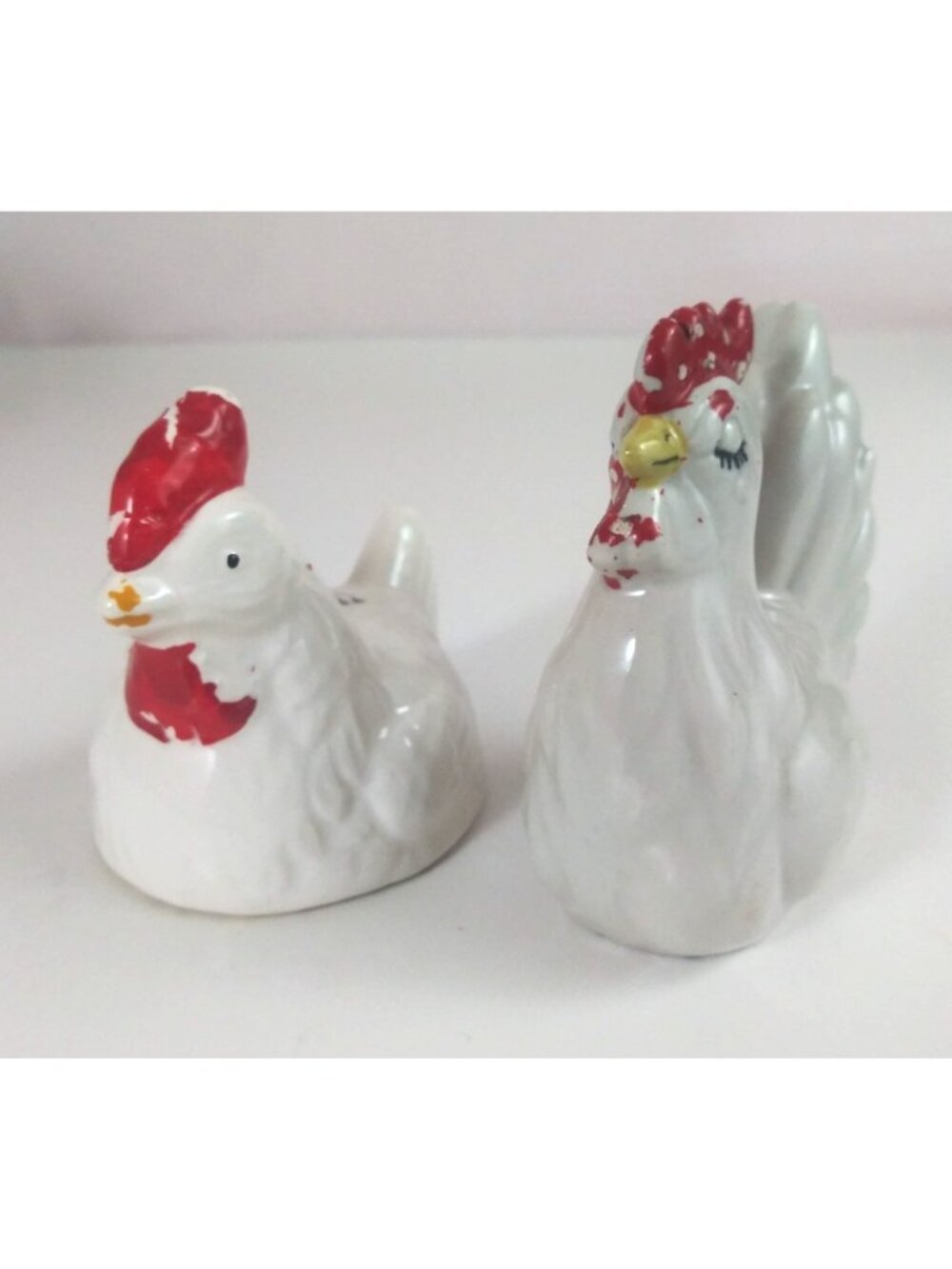 Vintage Country Chickens Salt & Pepper Shakers